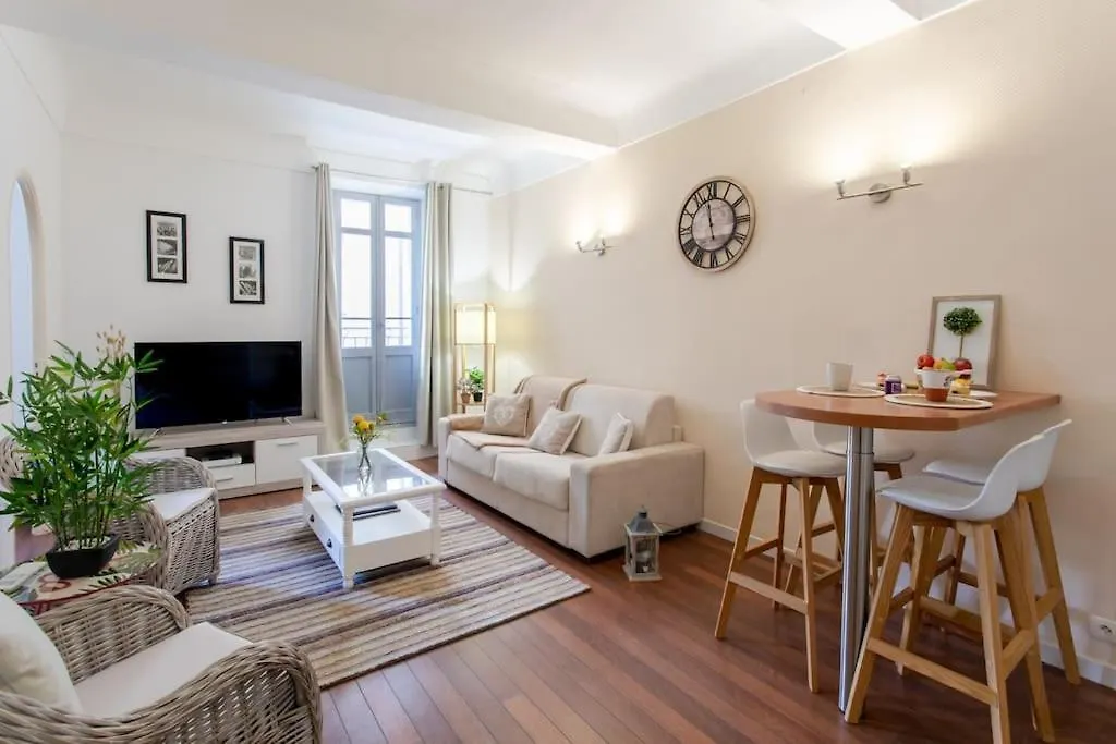 칸느 C17 2P Port Palais & Croisette 8Mins Walk Balcony 아파트 0*,  프랑스